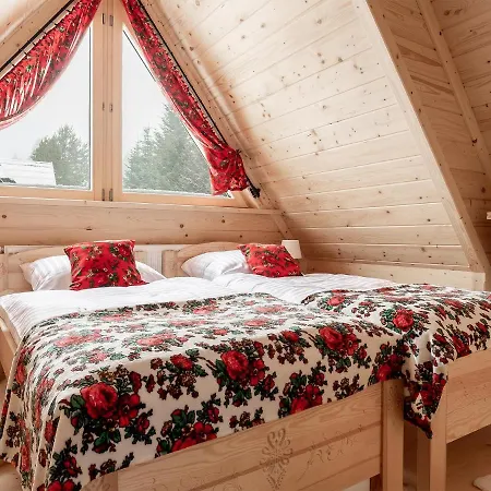 Osada Suwajowka Dağ evi *